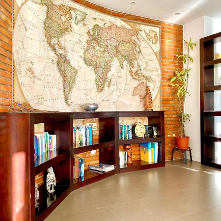 Modern Apartment Stunning Sea Views And Pool نيرخا المظهر الخارجي الصورة